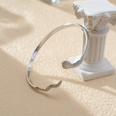 Chic Serpentine bracelet